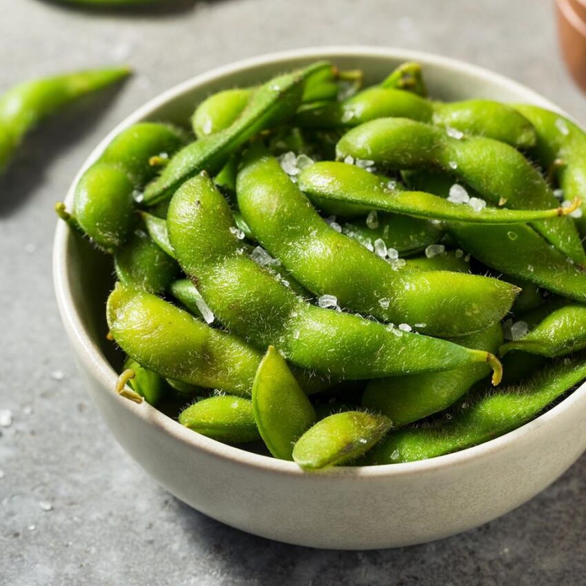 edamame-adobestock-441616156.jpg
