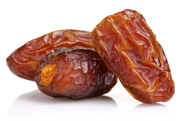 dried-date-fruit-isolated-on-white.jpg